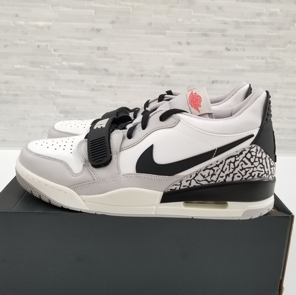🛑SOLD🛑New AIR JORDAN Legacy 312 Low Sneakers - Picture 2 of 6